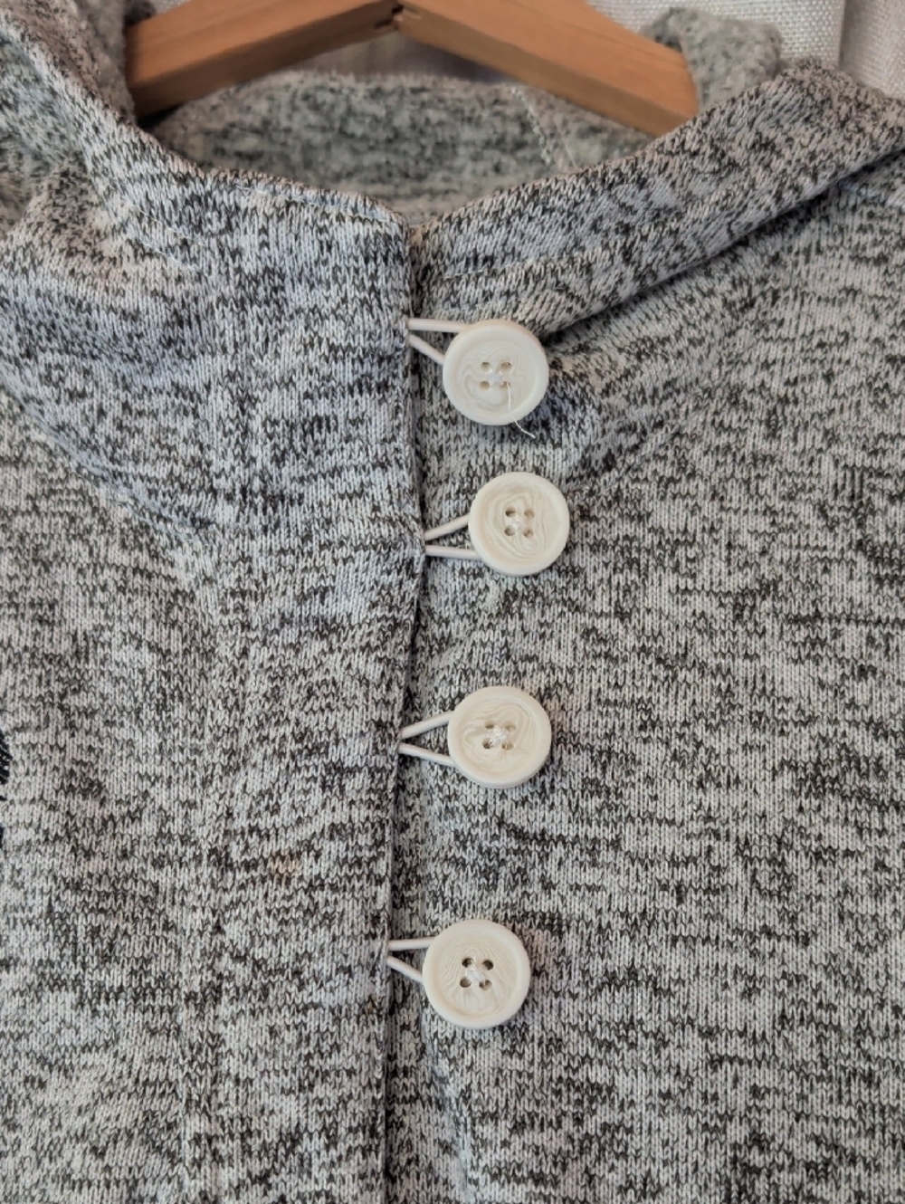 Columbia "Broadmoor" Heather Gray/Green Button-Up Cozy Pullover - Picture 2 of 7